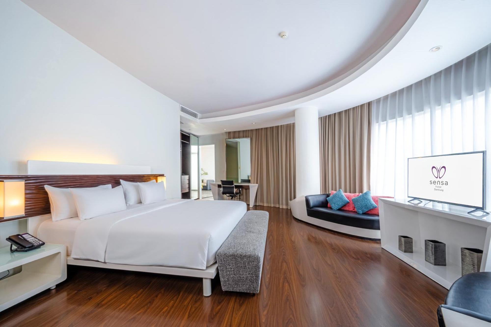 Sensa Hotel Bandung Exterior foto