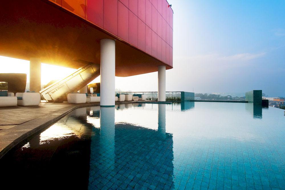 Sensa Hotel Bandung Exterior foto