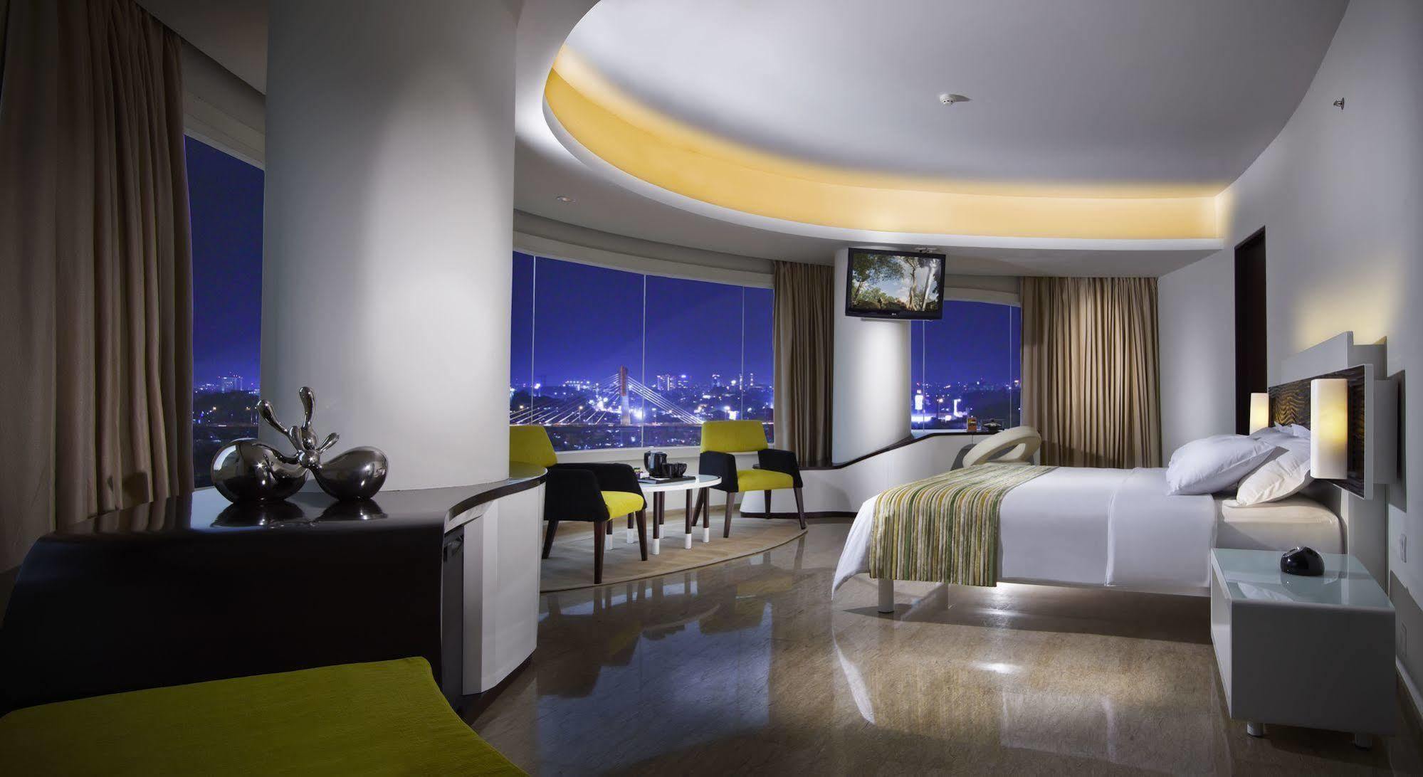 Sensa Hotel Bandung Exterior foto